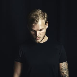 Foto profilo di Avicii - RIP Tim Bergling 8.9.1989 – 20.4.2018 Telegram Channel by HardstyleFreaks [Swedish DJ / EDM / Electro House]
